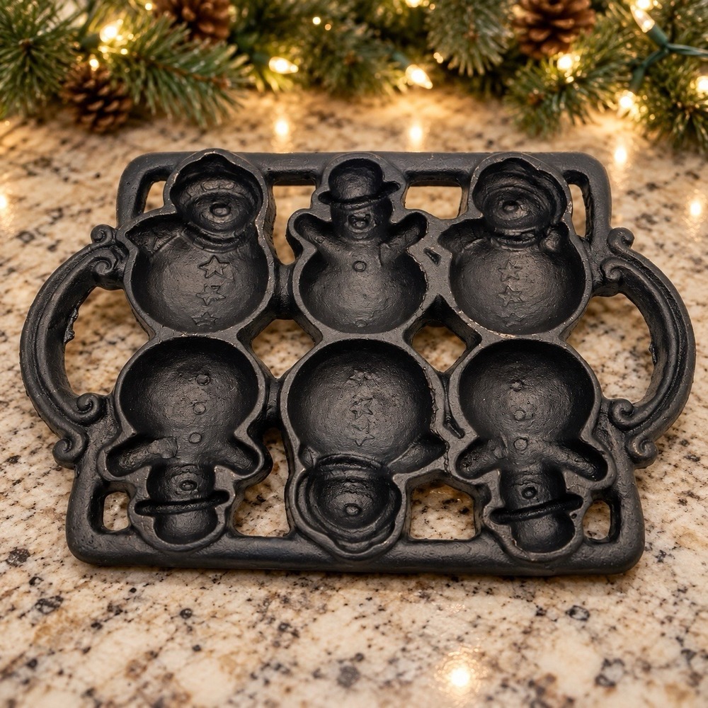 Cast Iron Snowman Baking Pan Mold 6 Cavities Christmas Holiday Decor Farmhouse
